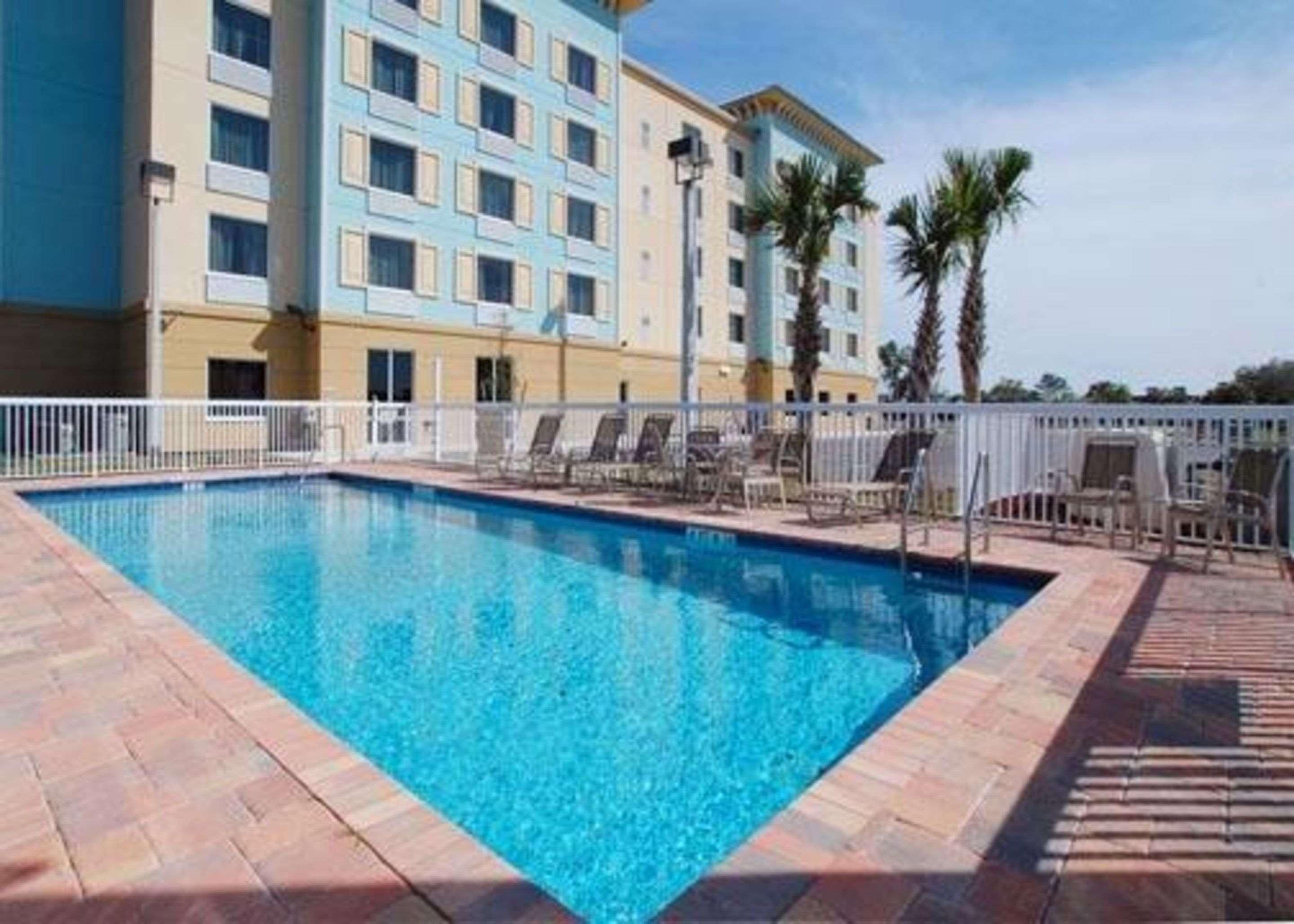 Comfort Suites Palm Bay - Melbourne Eksteriør bilde